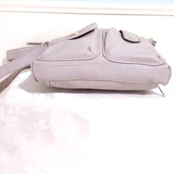 NEW BLUSH Gold Medium FAUX Leather Crossbody Shoulder Bag Purse Top Zip Pockets - Picture 11 of 13